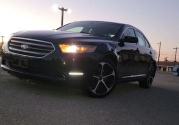 2014 Ford Taurus