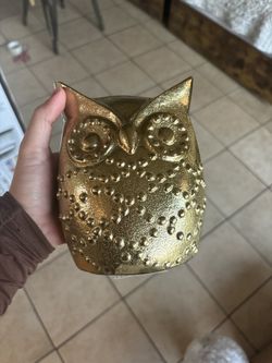 š¦ Decorative Golden Owl ā Elegant Home Accent