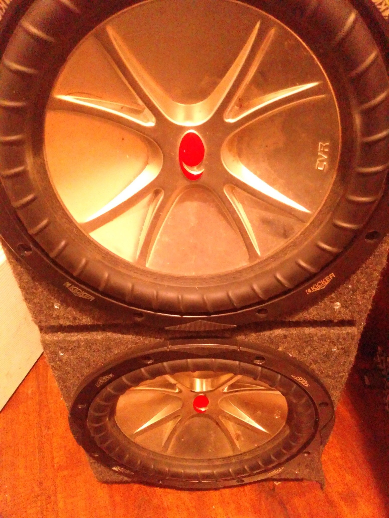 Kicker 1200.1 dvc 2ohm 10z 1 r 2ohm dvc for Sale in Sacramento