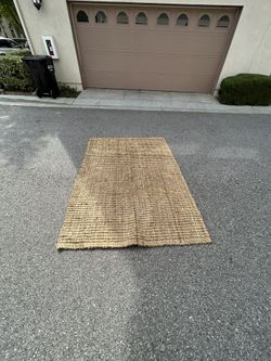 Rug