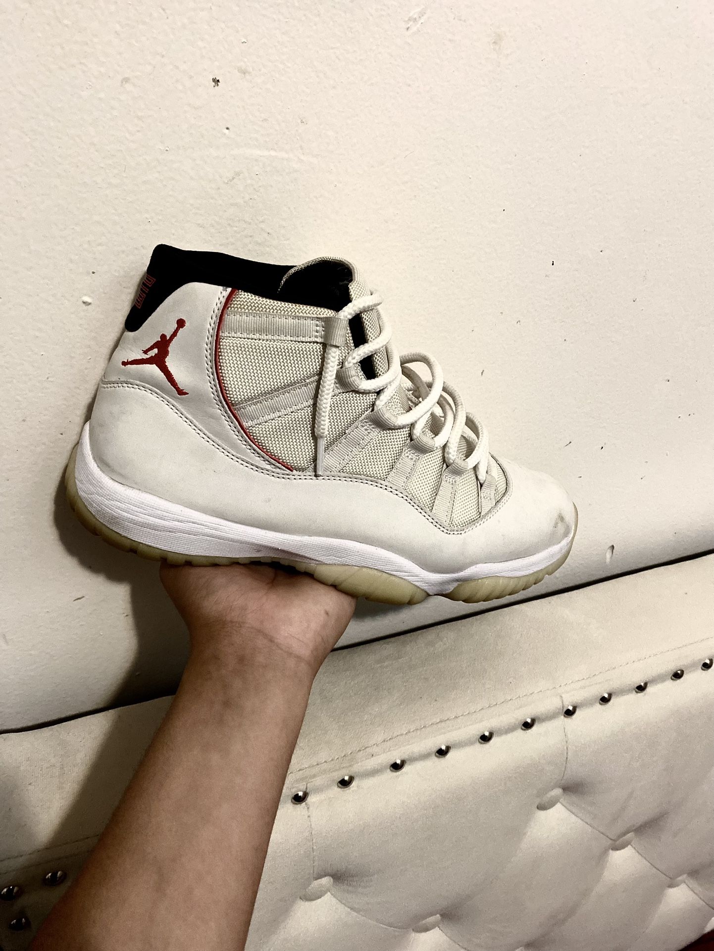 JORDAN 11