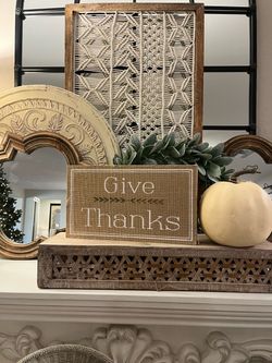 Beautiful wall / mantle home decor - priced seperate- see description