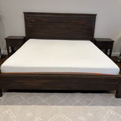 King Tempur-Pedic Mattress - Contour Elite Breeze - Excellent Condition