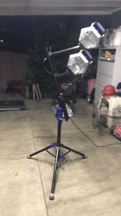 Commercial standing light