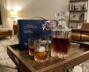 BRAND NEW - Premium Decanter & Glass Duo, Whiskey, Scotch, and Bourbon