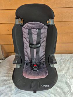 High Back Booster Seat  2 In 1. Forward Position Only. SEE ALL THE PICTURES