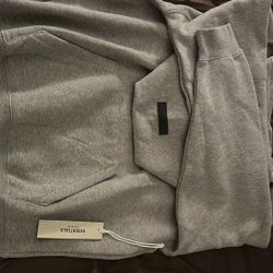Essentials hoodie, Grey, size Medium, Dark Oatmeal color scheme