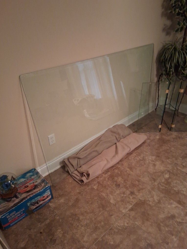 Glass Dinning Table