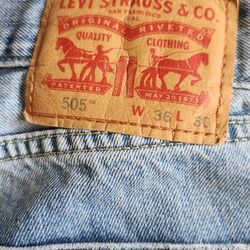 Levi's - Men's - 505 ( 36 x 30 )