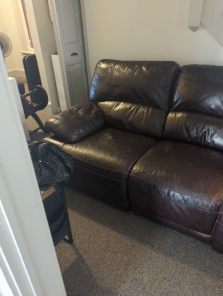 Free Leather Couch (Good Condition)