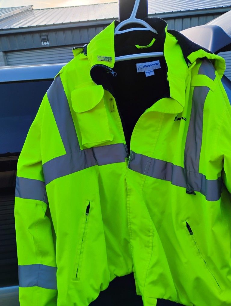 XL Rain And Reflective Jacket