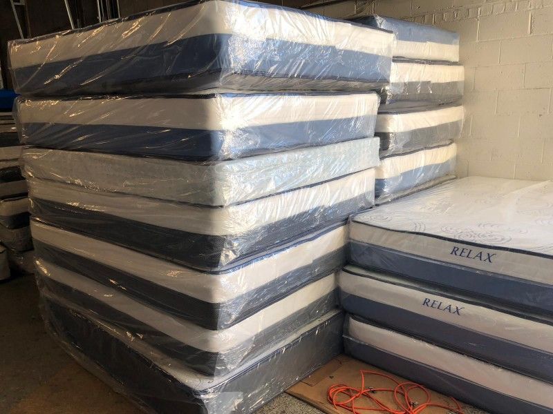 Mattress & Box Spring (Optional) - Entrega DisponÃvel