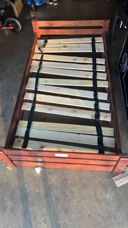 Twin Bed Frame Toddler Friendly