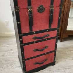 steamer trunk dresser