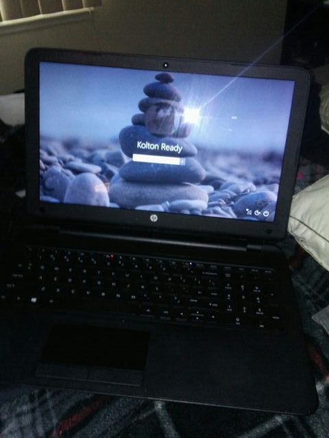 HP laptop. 15 inch touch screen laptop charger & cAse included