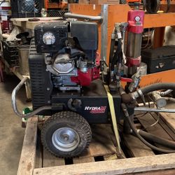 Titan Hydra M4000 4000 PSI @ 3.30 GPM Airless Paint Sprayer - Filter Model