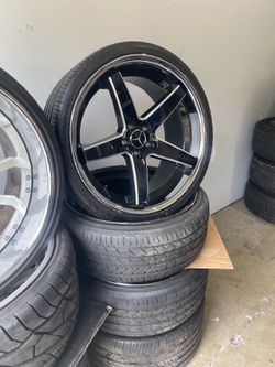 22” Staggered Asanti Wheels and Tires 5Lug