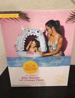 Silly monster canopy float