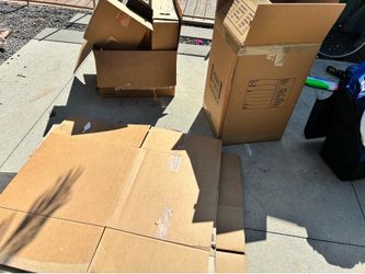 Free moving boxes