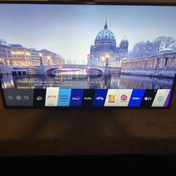 50 Inch LG Smart Tv With Wall Mounts