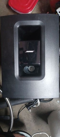 BOSE  CINEMATE 1SR SPEAKER