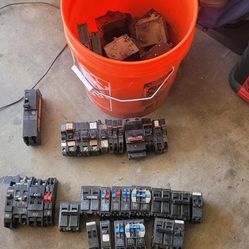 Used circuit brakers