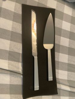 Vera Wang Love Knots Cake Knife & Server – Brand New