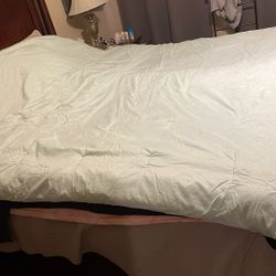 Microfiber Full/Queen Comforter