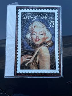 Marilyn Monroe Stamp Style Collectible Artwork – NEW/SEALED – 11” x 17”