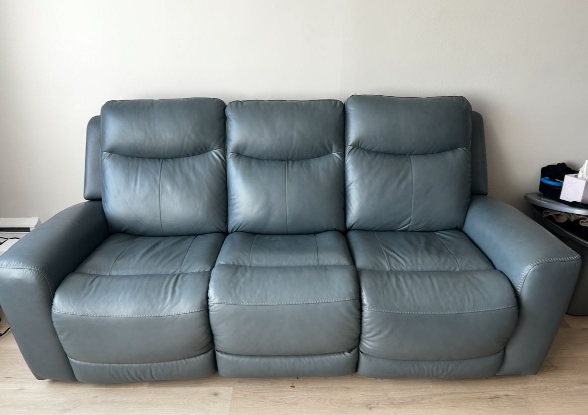 Recliner Sofa
