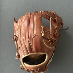 Mizuno Pro Select Size 11 3/4