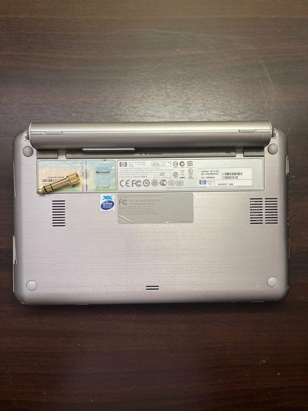 HP MINI 2133 ~ Windows 7 ~ 120GB SSD ~ 2GB RAM