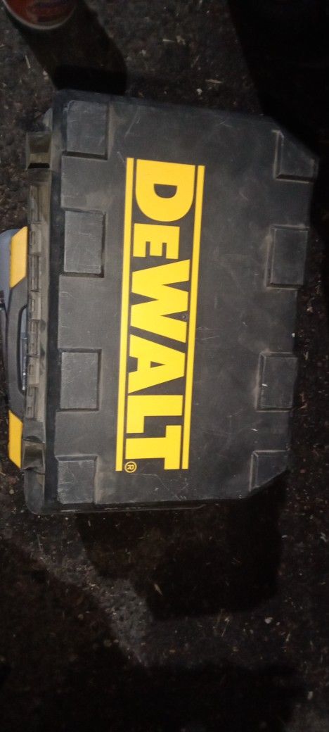 DeWalt Sander With Airbag
