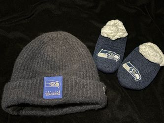 Baby SeaHawks Hat & Slippers