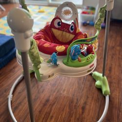 Jumperoo rainforest FisherPrice Baby Bouncer