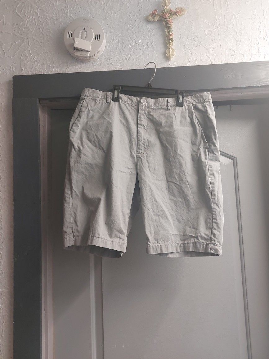 Calvin Klein Shorts Sz 36