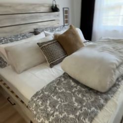 King Size Mattress And Adjustable Bed Frame 