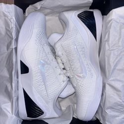 Kobe 9 Elite Low Protro “Halo” Size 11.5 DS