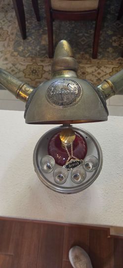 Mid-century Viking helmet caddy bar se