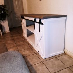 Tv Stand With Barn doors