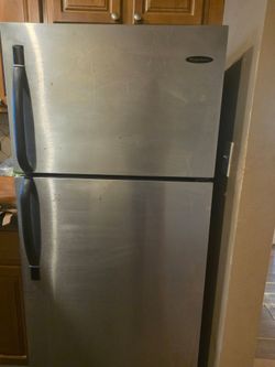 Frigidaire Fridge