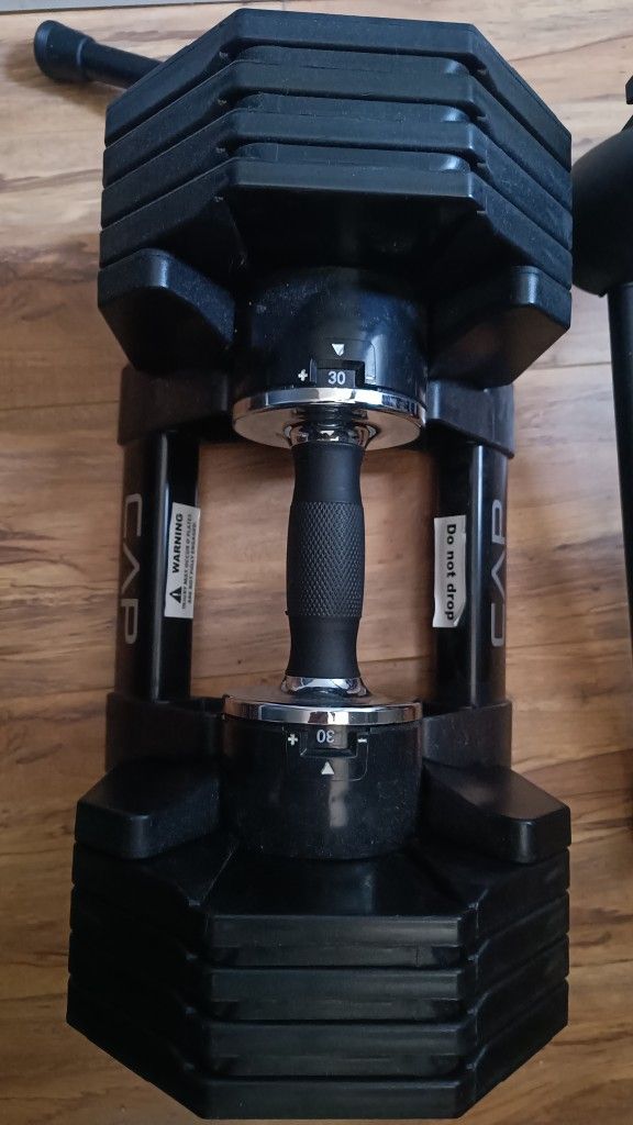 CAP Adjustable Weights Like New