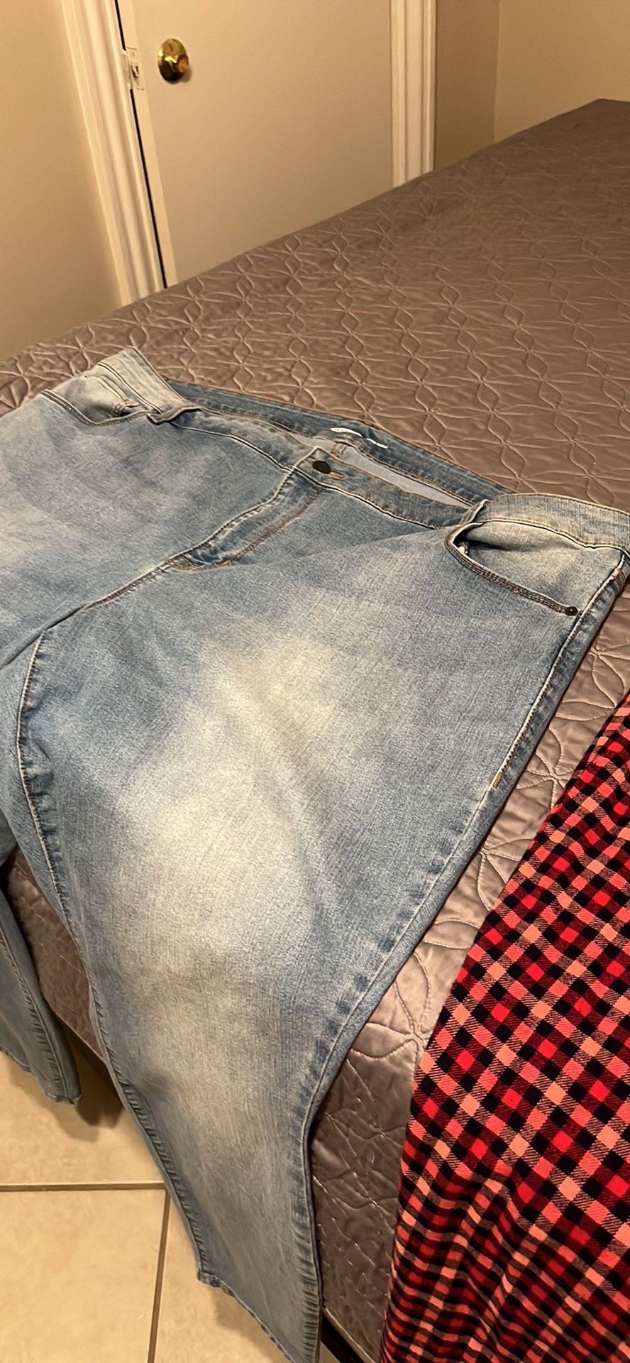 Pantalón Mezclilla Stretch SizeXXL En Excelente Condición Dos Piezas Por 8