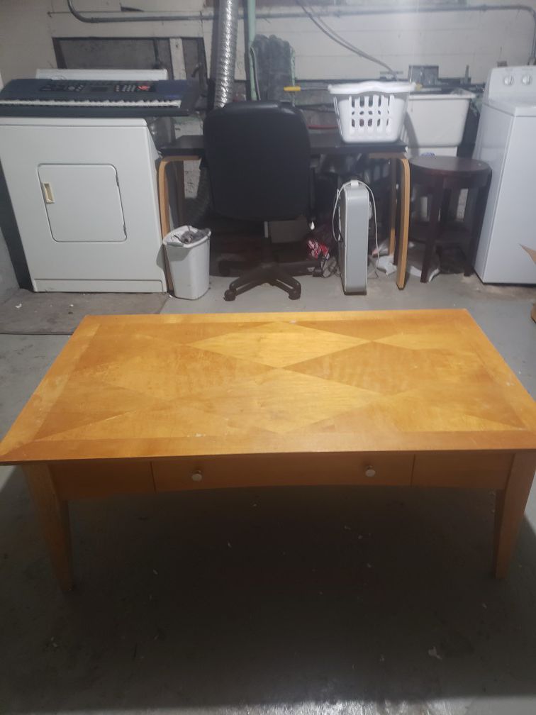 Coffee table wood large