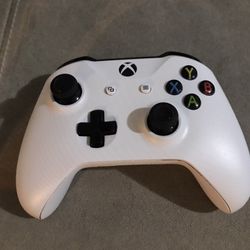XBOX ONE CONTROLLER