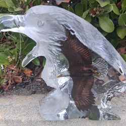 Kitty Cantrell 'Journey ' Bold Eagle Sculpture , Signed / inscribed 