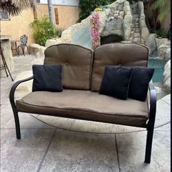 LARGE 4 1/2 Foot Long Outdoor Bench With Thick Cushions, STURDY FRAME, And 3 Thin Decor Pillows Included. GREAT CONDITION