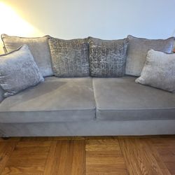 Used/Still GREAT Condition: Full Size Grey/Silver Tone Sofa 