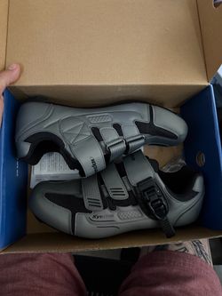 Kyedoo cycling shoes size 43