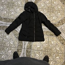 Women’s Puffer Jacket Size S 32 Degree